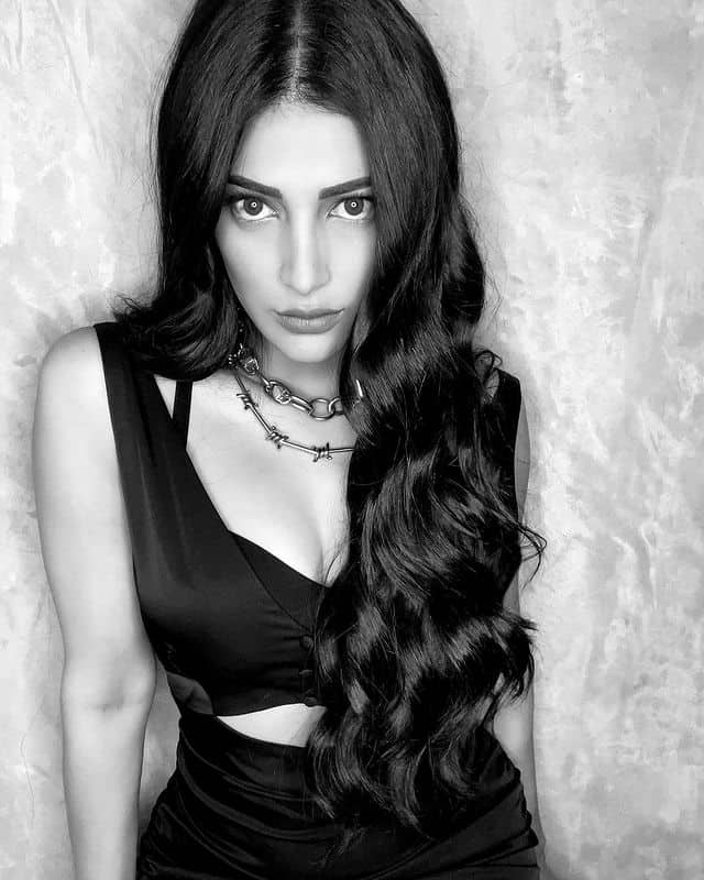 Shruthi haasan hot photos in black and white photoshoot