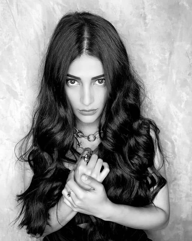 Shruthi haasan hot photos in black and white photoshoot