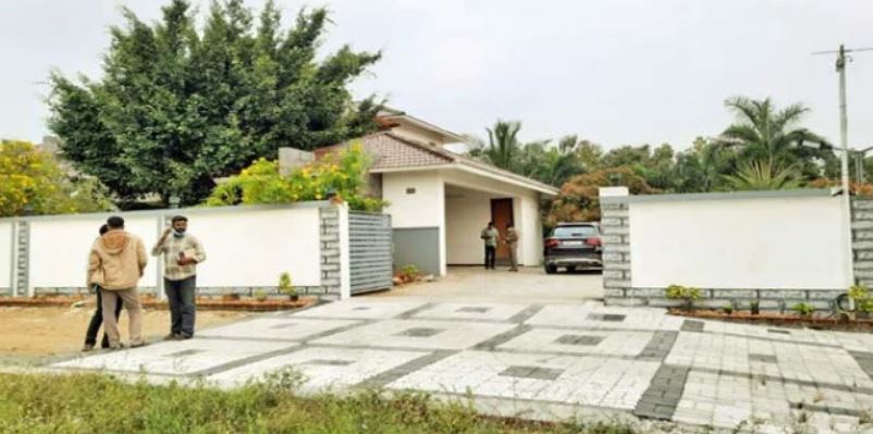 Crime Dindigul Ottanchathiram Doctor Family Gold Cash Today