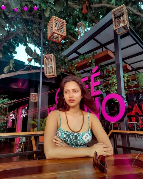 Amala paul hot photos posing in coffee shop near beach