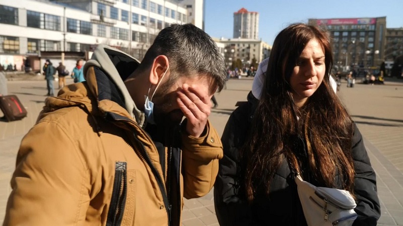 Russian Ukraine War Conflict People Removing Form Ukraine