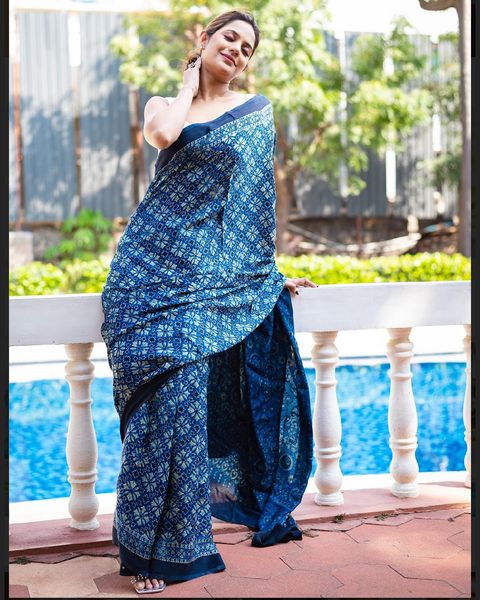 Aiswarya dutta latest photoshoot in cotton blue color saree viral on net