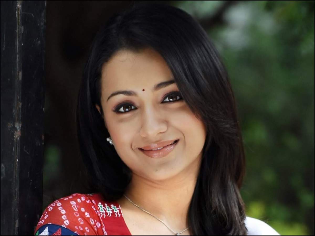 Actress anjali interviewed trisha in early stages of her careeer