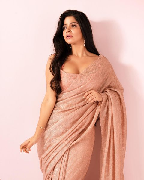 Divyabharathi hot steps for arabic kuthu song video viral