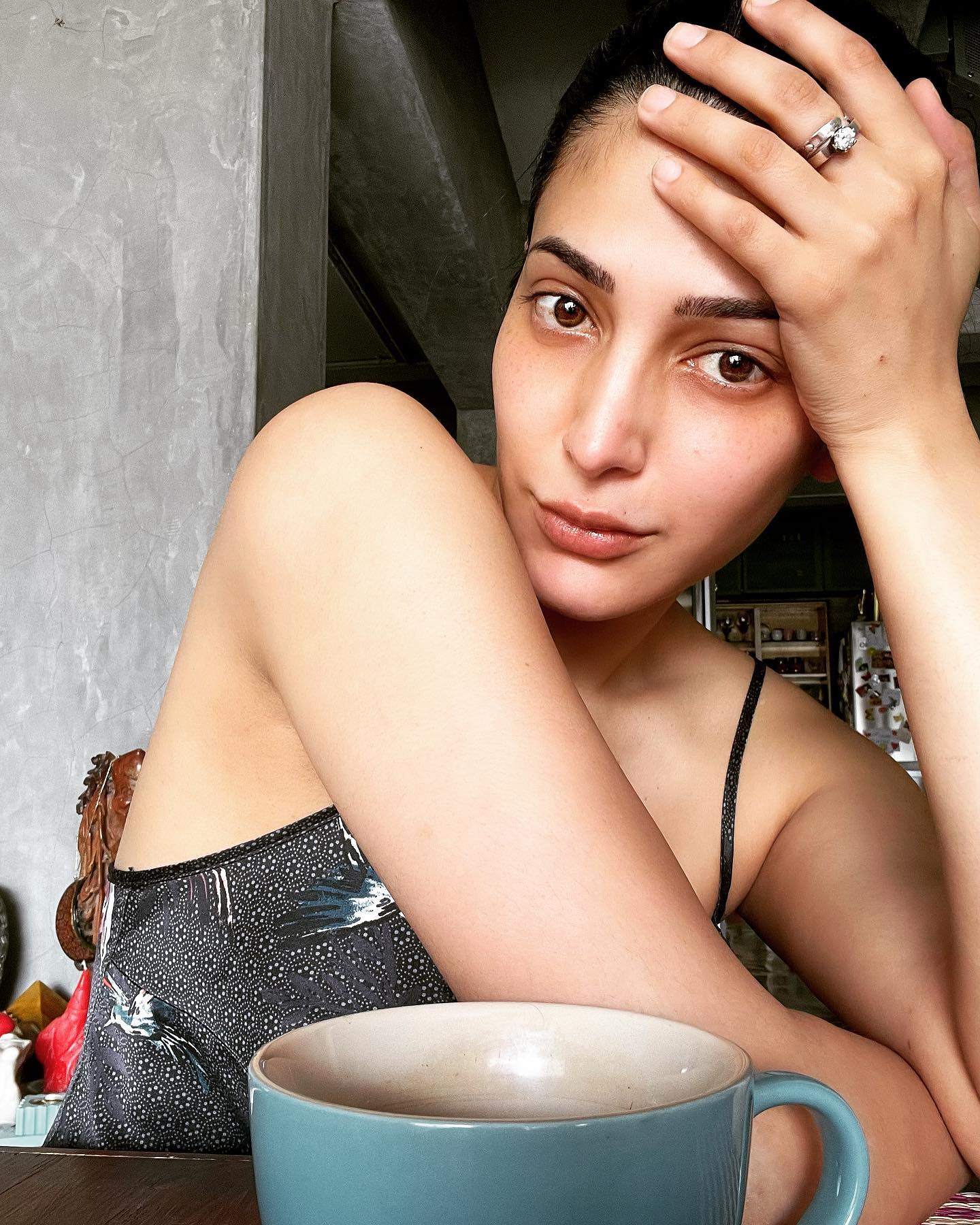 Actress Shruti Haassan Hot Glamour Photos