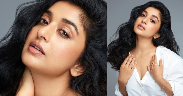 Meera jasmine hot photos on bed in night suit goes viral on internet