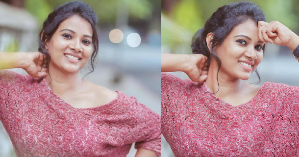 Divya duraisamy latest photos in grand hot chudithar