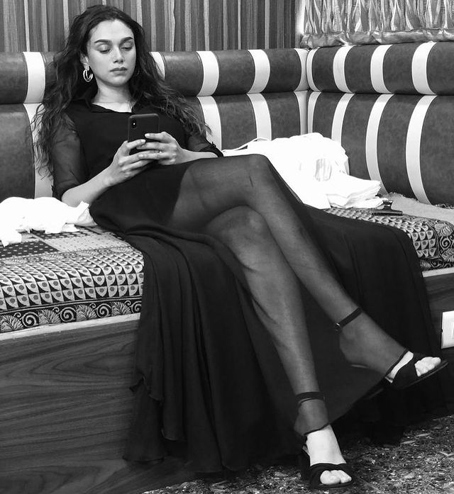 Aditi rao hydari showing glamour in half dress getting viral on social media