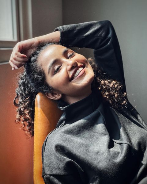 Anupama parameswaran hot and stylish look in modern dress