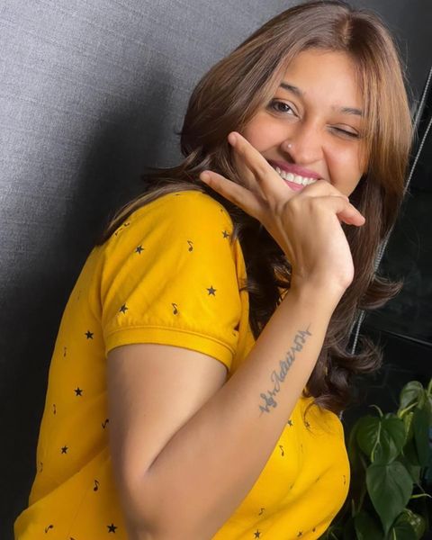 Neelima rani latest hot photoshoot in tight modern dress