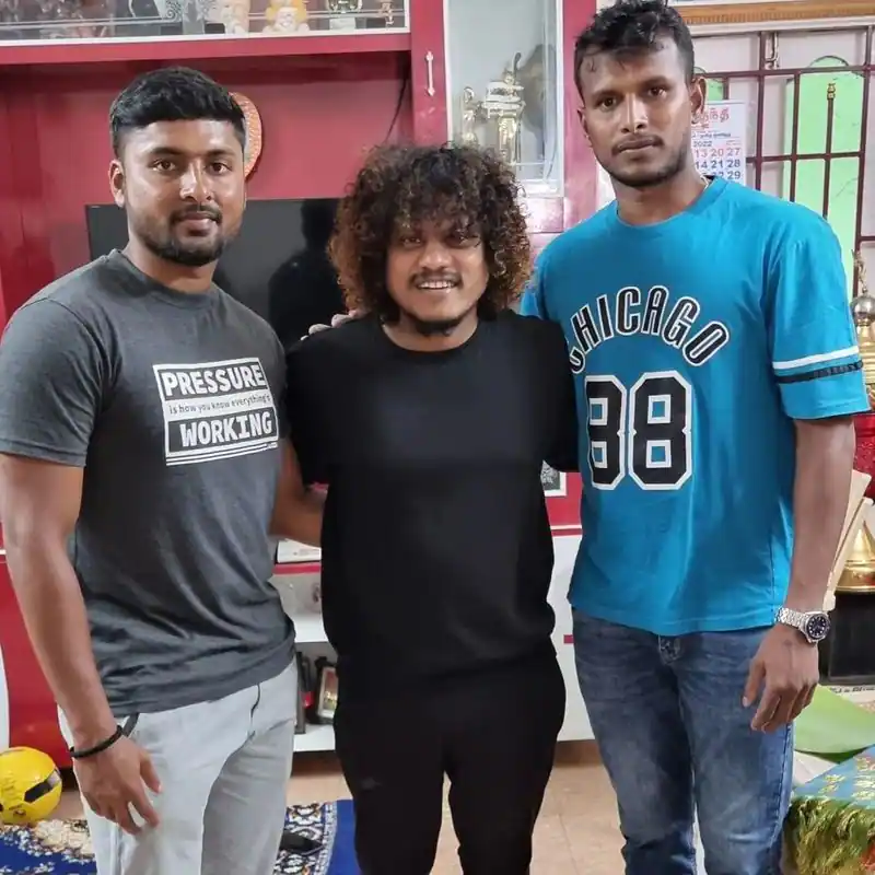 Pugazh invited for indian cricket player natarajan's home for lunch