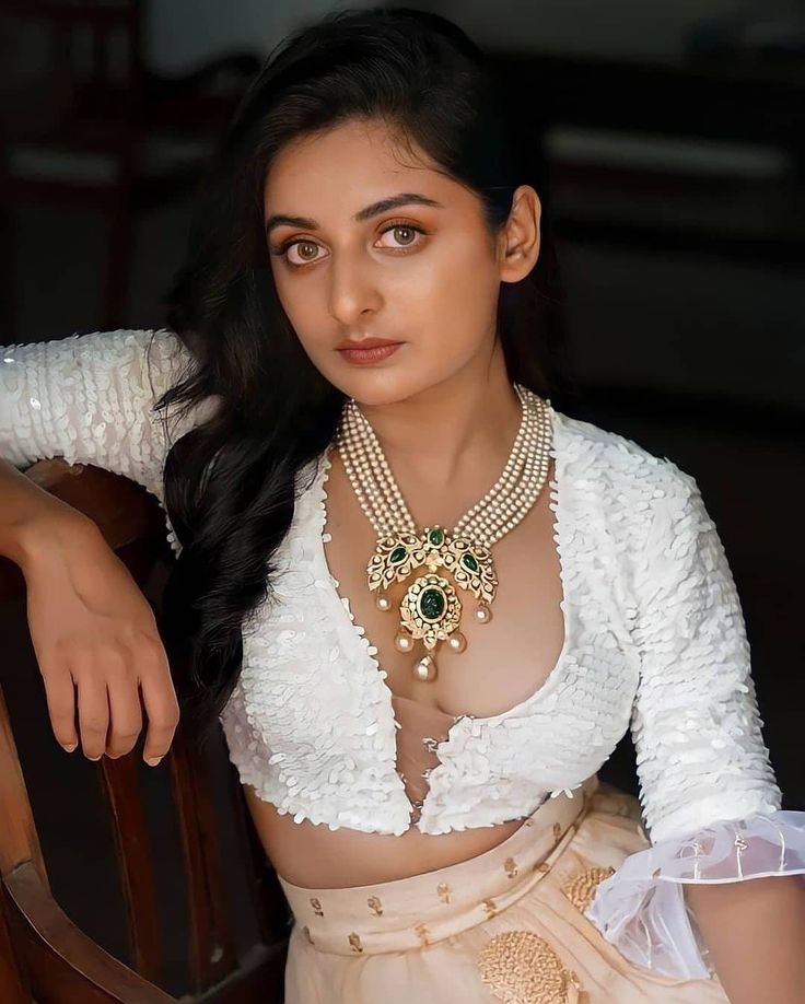 Esther anil hot black and white photos shared on insta