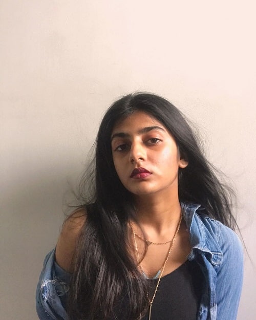 Gabriella charlton hot video recent cute expression reels video viral