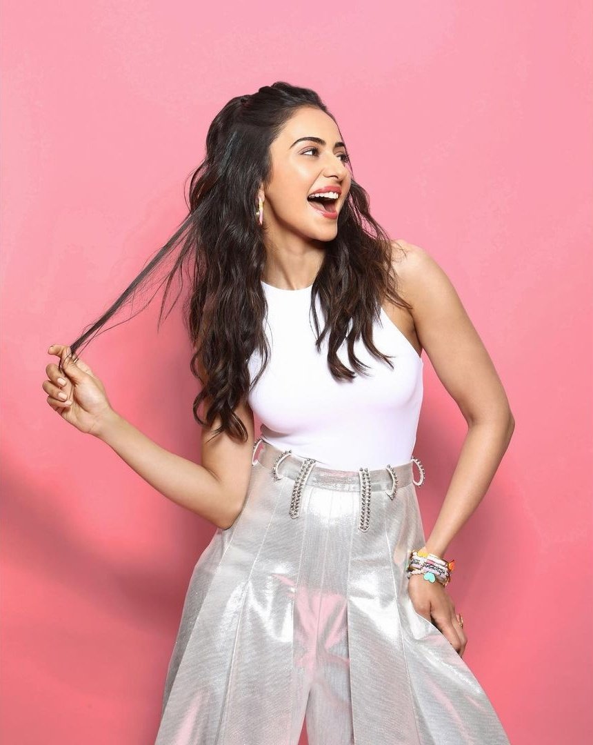 Rakul preet singh latest photos in full white dress getting viral