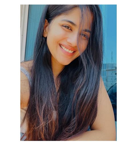 Megha akash hot selfie photos posted recently getting likes