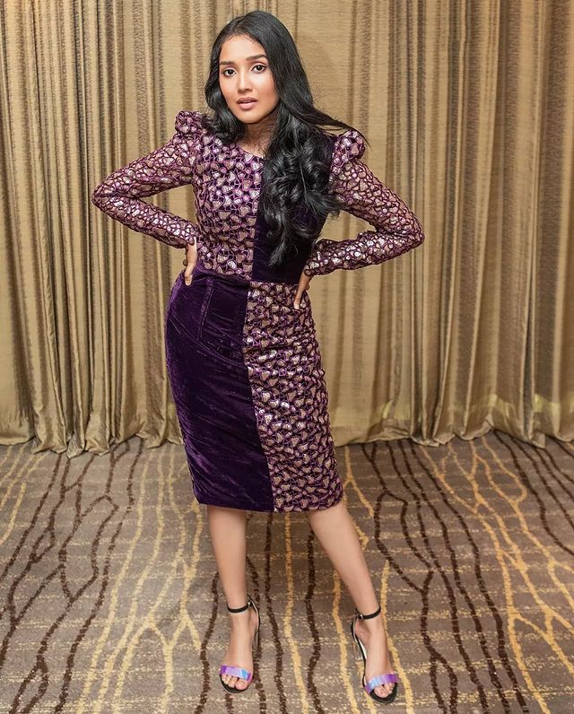 Anikha surendran hot body fit dress photoshoot