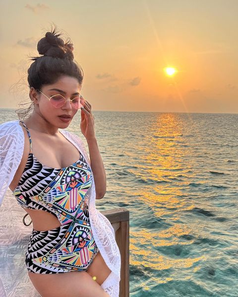 Divyabharathi hot bikini photos from beach