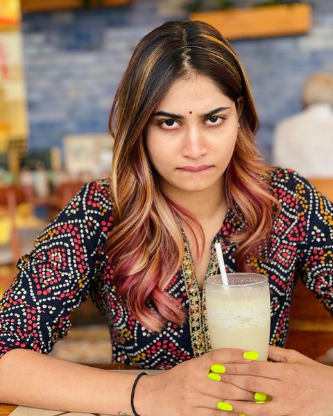 Shivani narayanan hot latest juice drinking photos