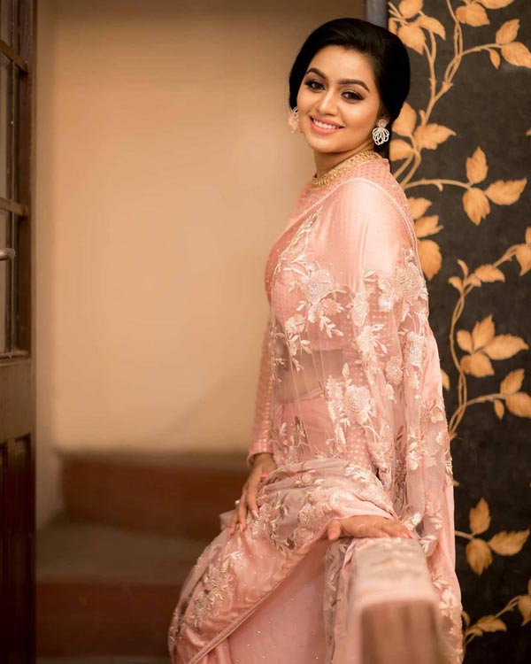 Gayathri yuvaraj hot latest purple dress photoshoot