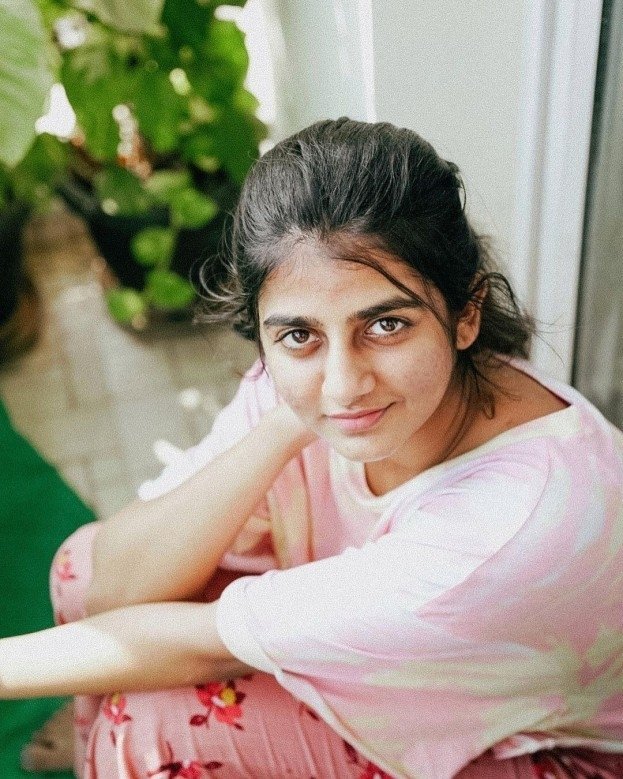 Gabriella charlton hot latest reels video viral