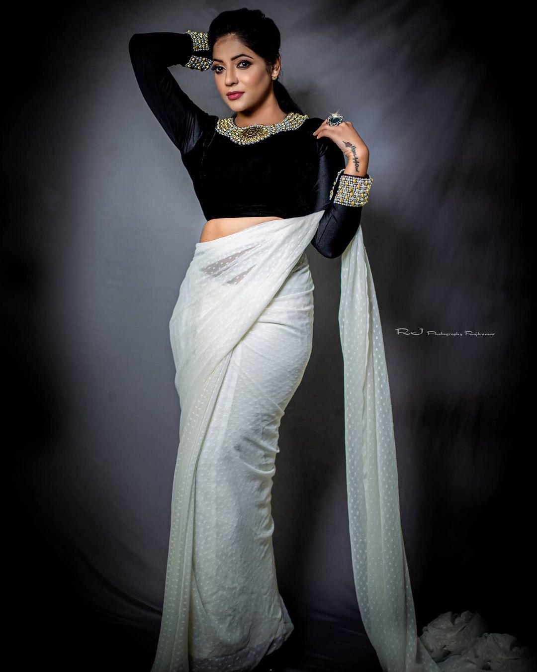 Reshma pasupuleti hot modern dress stunning photos impress fans