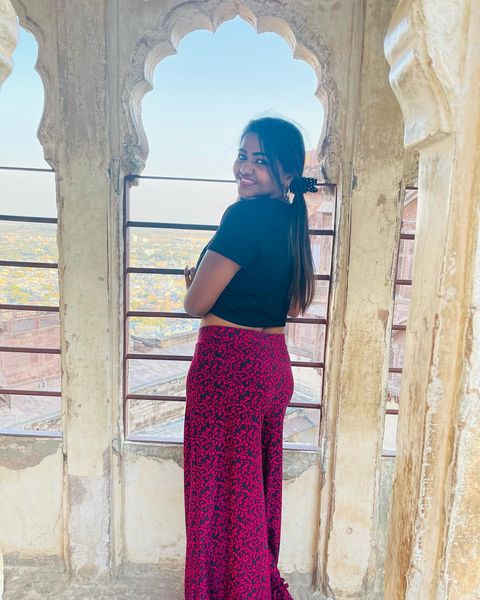 Shalu shammu hot hip show photos getting likes and comments