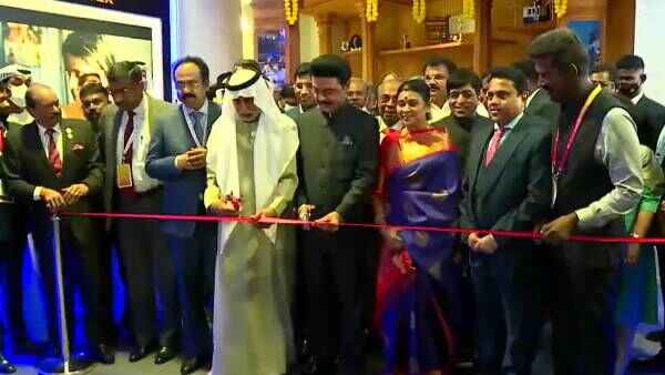 Stalin and arrahman in rahmans dubai studio photos getting viral