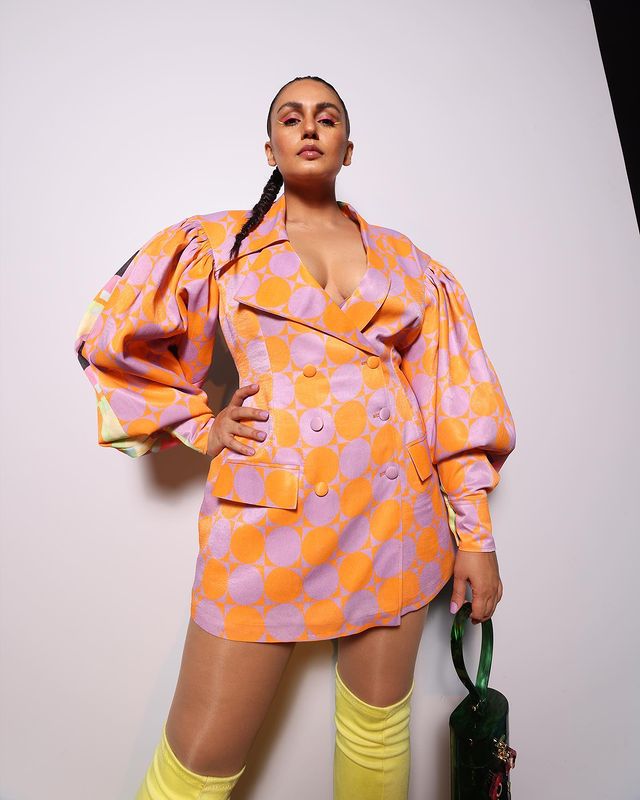 Huma qureshi hot latest open coat photos trending