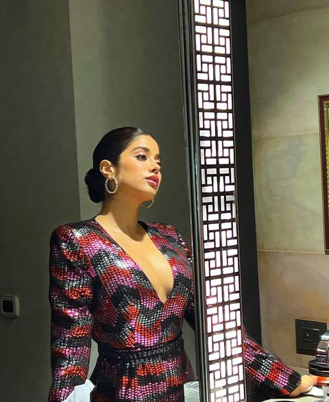 Janhvi kapoor hot latest photoshoot in low neck dress