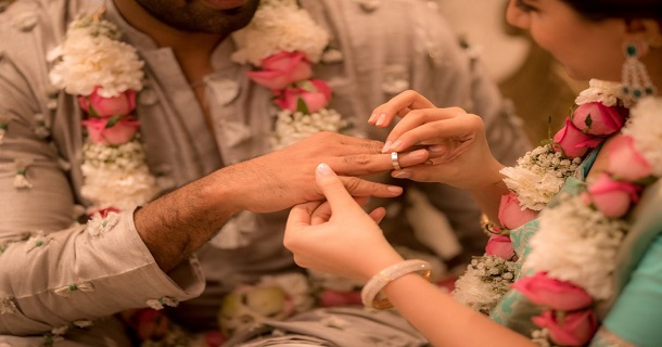 Actor aadhi and actress nikki galrani engagement video getting viral