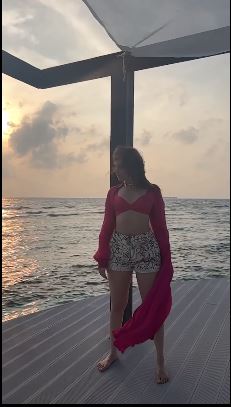 Tamannah bhatia hot video from maldives vacation