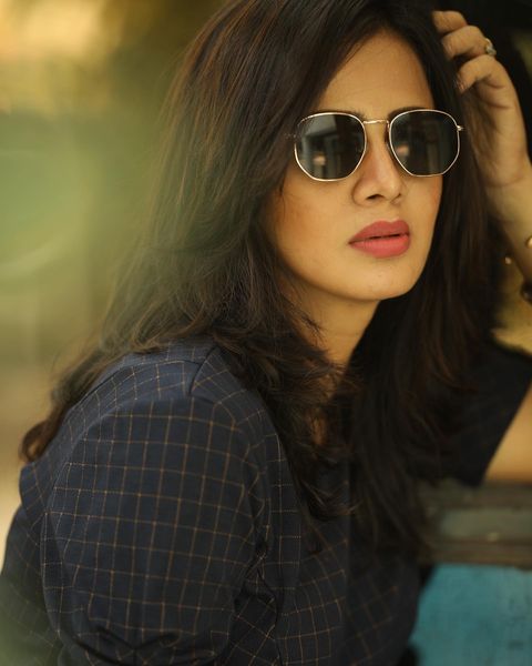 Vj anjana rangan hot latest modern look getting viral