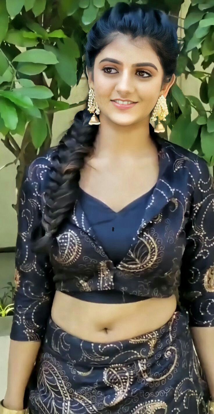 Gabriella charlton hot latest black lehenga dress photoshoot