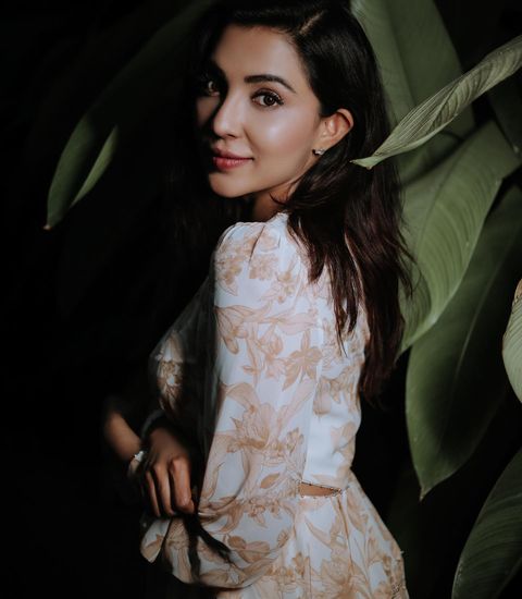 Parvati nair hot photoshoot pics viral on social media