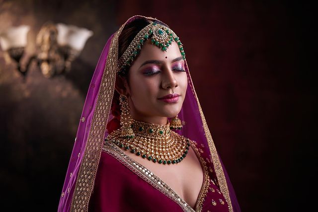 Aiswarya dutta hot grand lehenga photoshoot getting viral