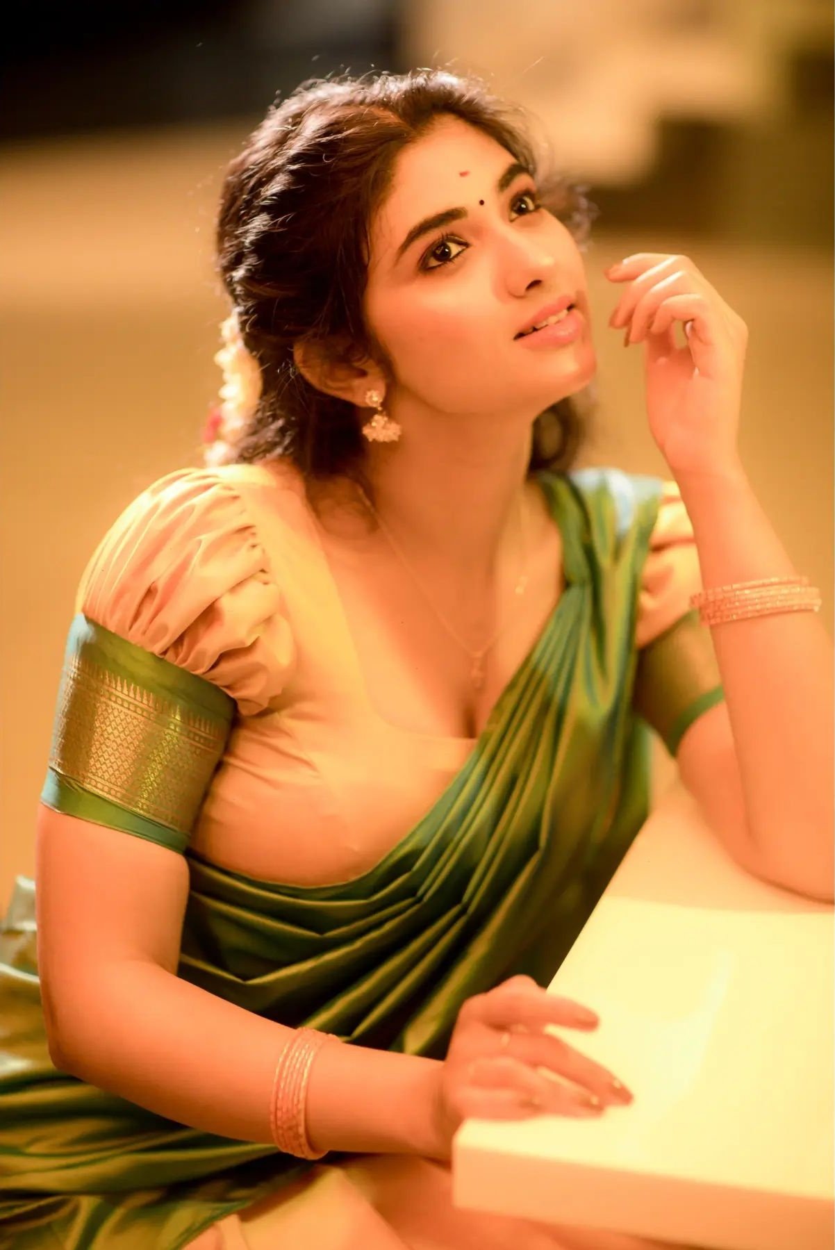 Youtube fame pragya nagra hot half saree stills trending on internet