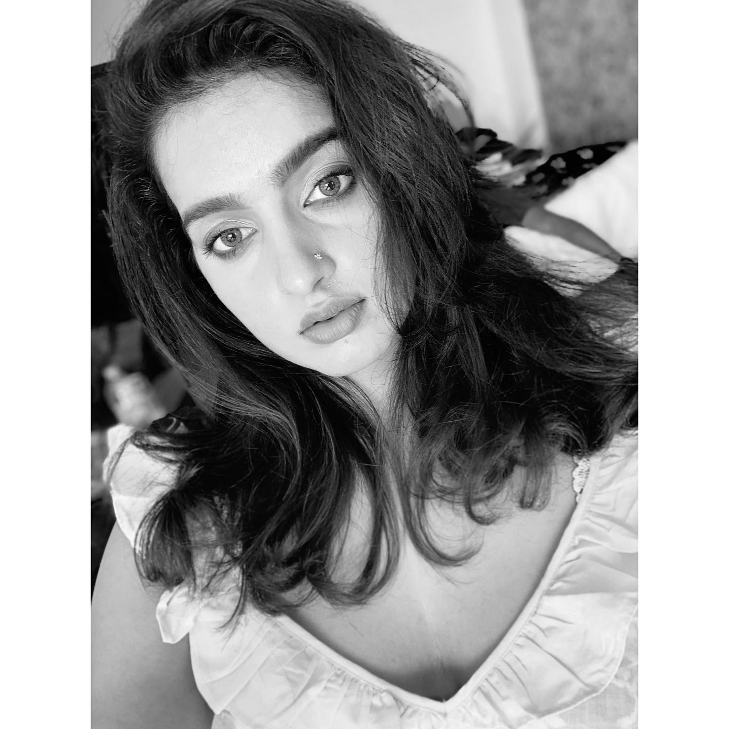 Malavika menon hot yellow transparent nighty photos and video