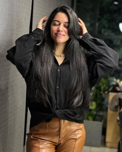 Mirnalini ravi hot modern and stylish look hair styling photos