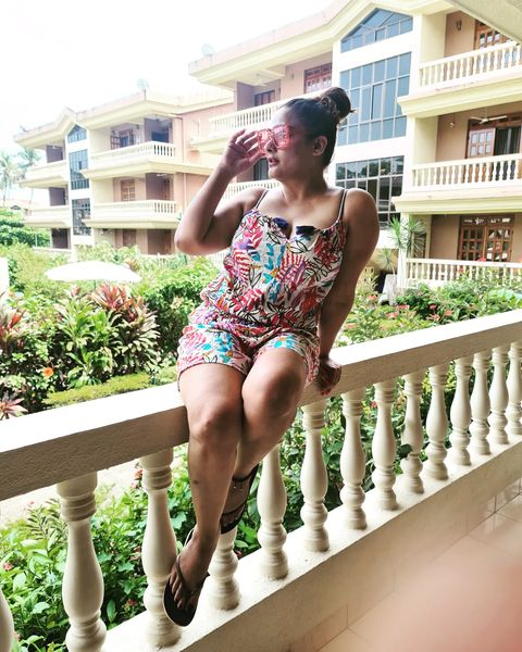 Kiran rathod hot photos and video in mini gown