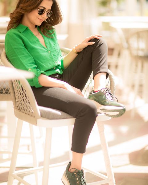 Divyadharshini a dd hot latest photos in green modern suit trending on social media