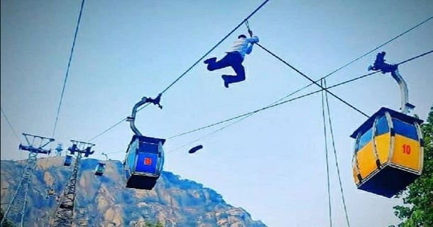 Rope car technical fault accident in jharkhand tourist place