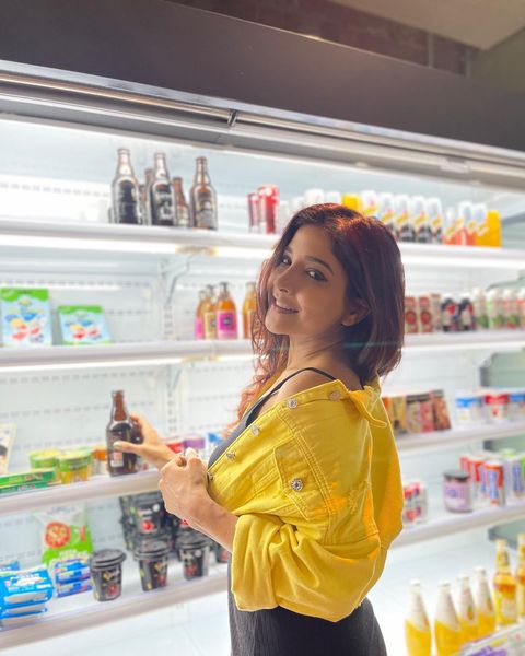 Sakshi agarwal hot posing in glamourous gym suit photoshoot getting viral