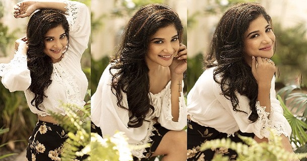 Sakshi agarwal hot posing in glamourous gym suit photoshoot getting viral