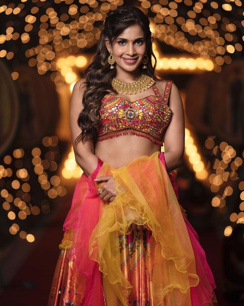 Samyuktha shan hot photos and video posted on social media