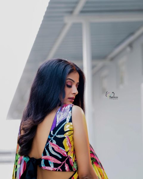 Priyamani hot saree photos getting viral on media