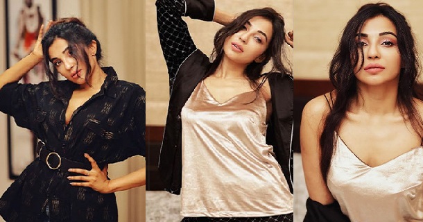 Parvati nair hot photos on beach sand in 2 piece dress photoshoot clicks viral