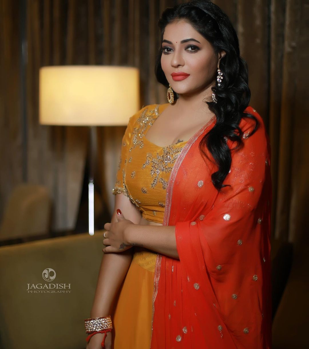 Reshma pasupuleti hot photos and video special for vijay awards