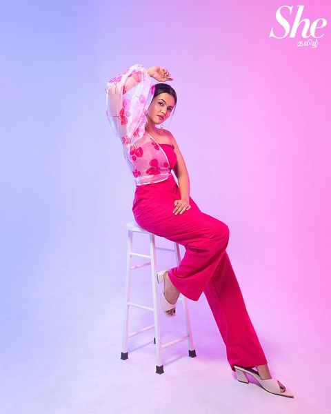 Aparna das hot stills in pink color dress after beast release for magazine