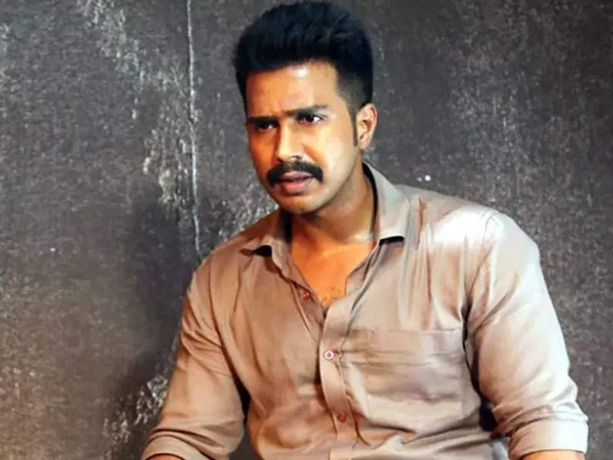 Vishnu vishal announces break from social media platform through tweet