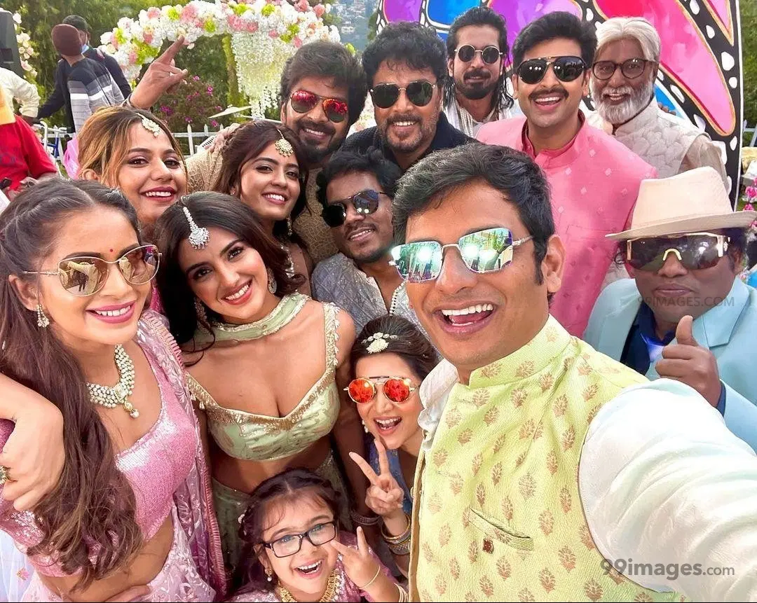 coffee with kadhal trailer released and getting trend on social media